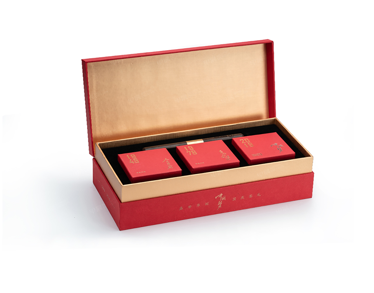 茶葉包裝設(shè)計(jì),蘇州,無錫,常州,南通,泰州,張家港,江陰,太倉,昆山,常熟,靖江,如皋,海安,宜興,大熊手制建國70周年茶葉包裝設(shè)計(jì),制作,公司